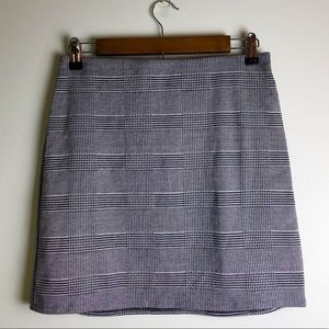 🆕NWT Black and White Plaid Mini Skirt H&M/Divided